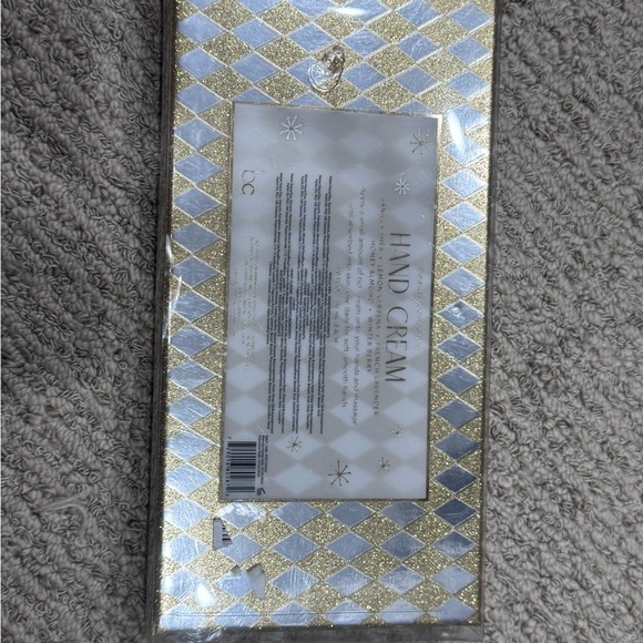 ☃️Luxury Hand Cream Collection Set☃️ - Picture 2 of 2